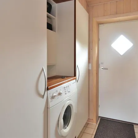 Eelin - 275m From The Sea In Nw Jutland By Interhome Lokken
