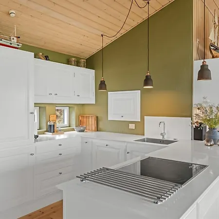 Eelin - 275m From The Sea By Interhome *